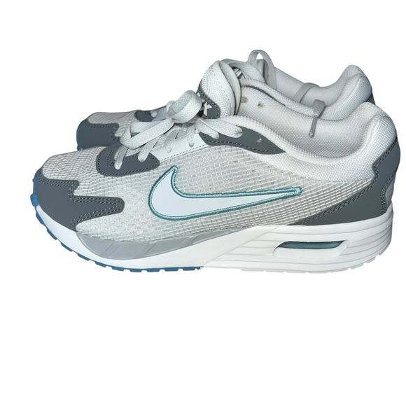 Nike Air Max Solo Sneaker Men\'s size 7 NEW Gray and Blue FN6918-001